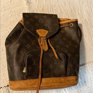 ✅AUTHENTIC✅LOUIS VUITTON MONTSOURIS MM BACKPACK